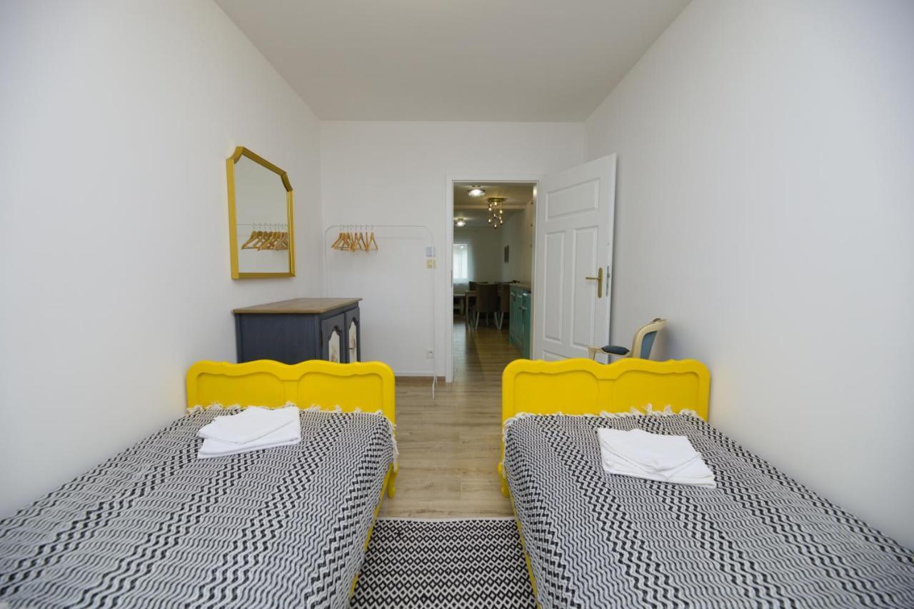 Central Apartment - Folk District Bratislava Exteriér fotografie